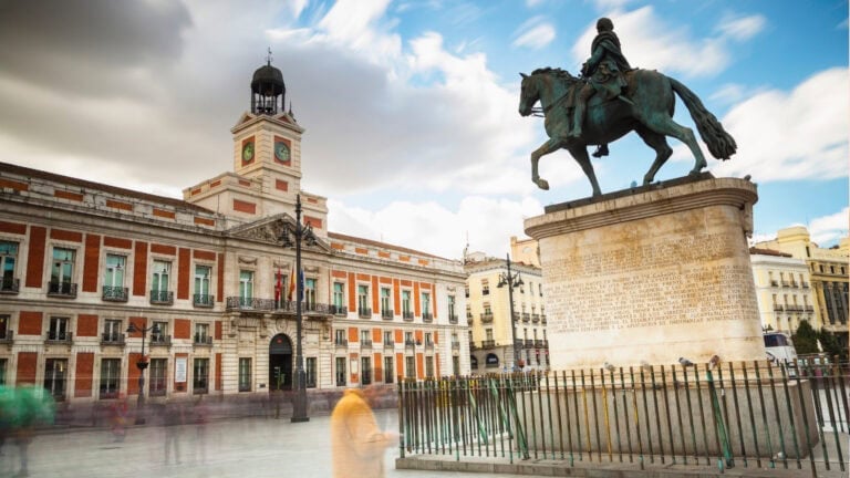 Schools in Spain: 7 Best Options for Students